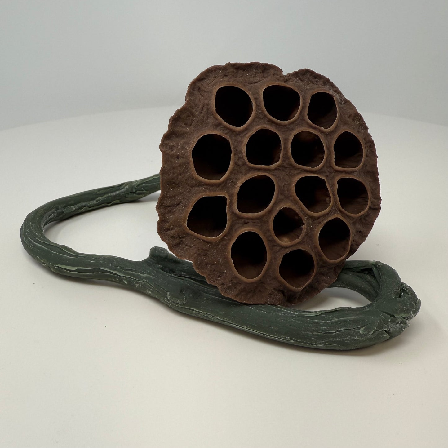 Lotus Pod Hanging Feeder (Large)